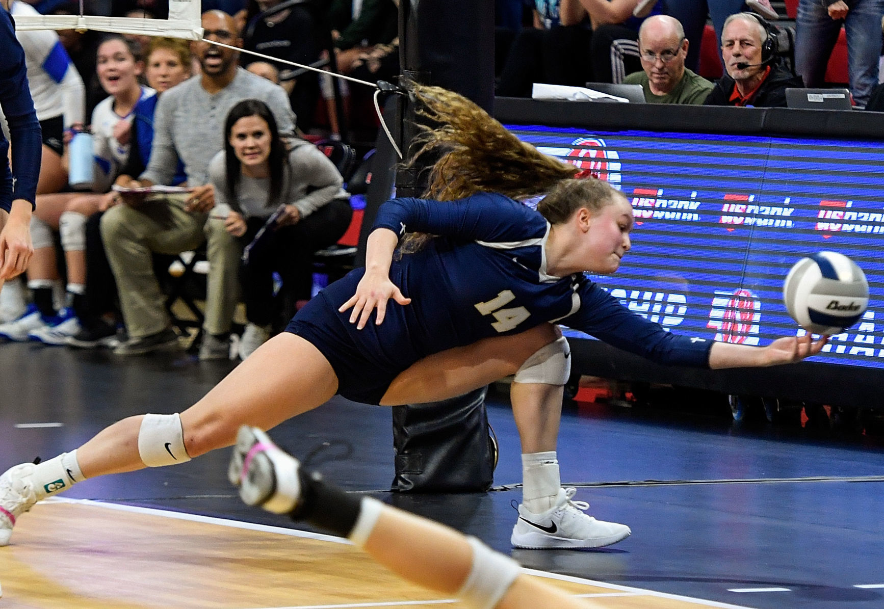Lincoln Lutheran vs. St. Paul, 11.9